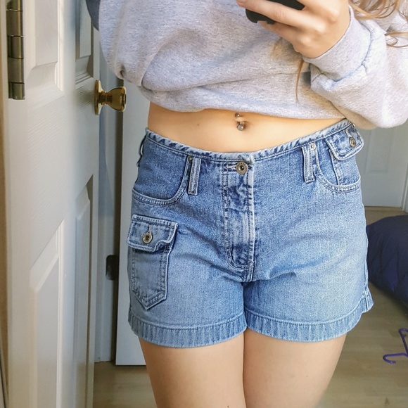 Silver Jeans Pants - $5 SALE High Waisted Authentic Silver Mom Shorts